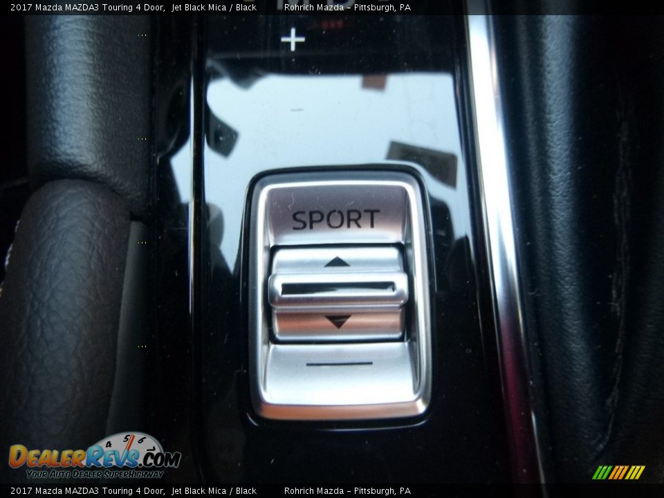 2017 Mazda MAZDA3 Touring 4 Door Jet Black Mica / Black Photo #15