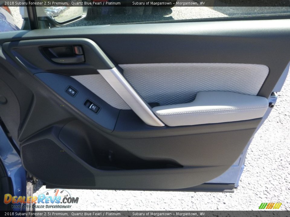 2018 Subaru Forester 2.5i Premium Quartz Blue Pearl / Platinum Photo #10