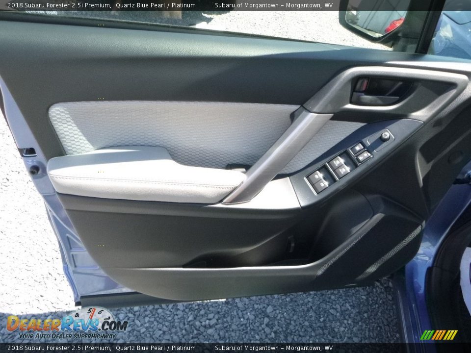 2018 Subaru Forester 2.5i Premium Quartz Blue Pearl / Platinum Photo #14