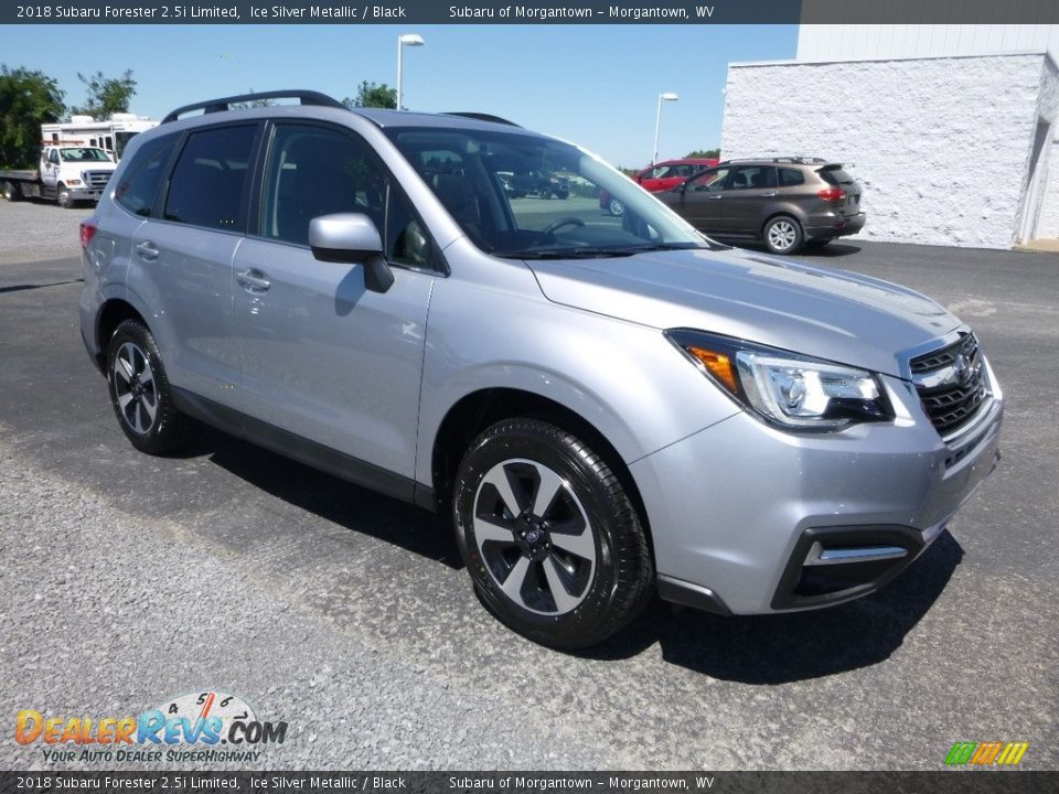 Front 3/4 View of 2018 Subaru Forester 2.5i Limited Photo #1