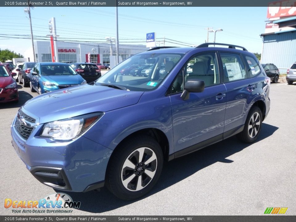 Front 3/4 View of 2018 Subaru Forester 2.5i Photo #8
