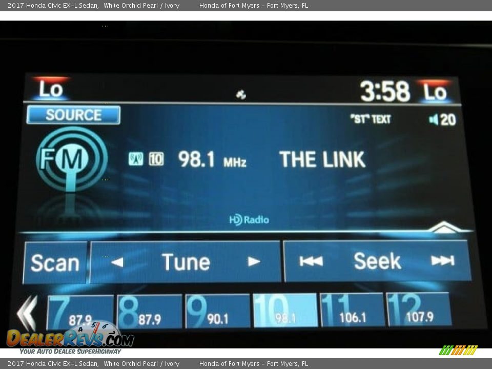 2017 Honda Civic EX-L Sedan White Orchid Pearl / Ivory Photo #17