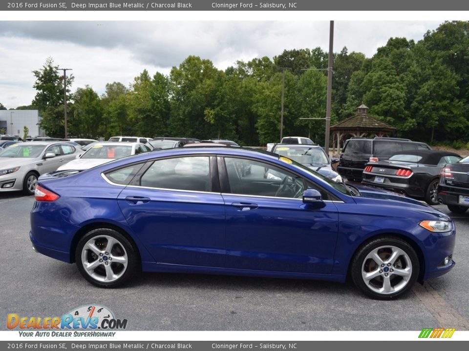 2016 Ford Fusion SE Deep Impact Blue Metallic / Charcoal Black Photo #2