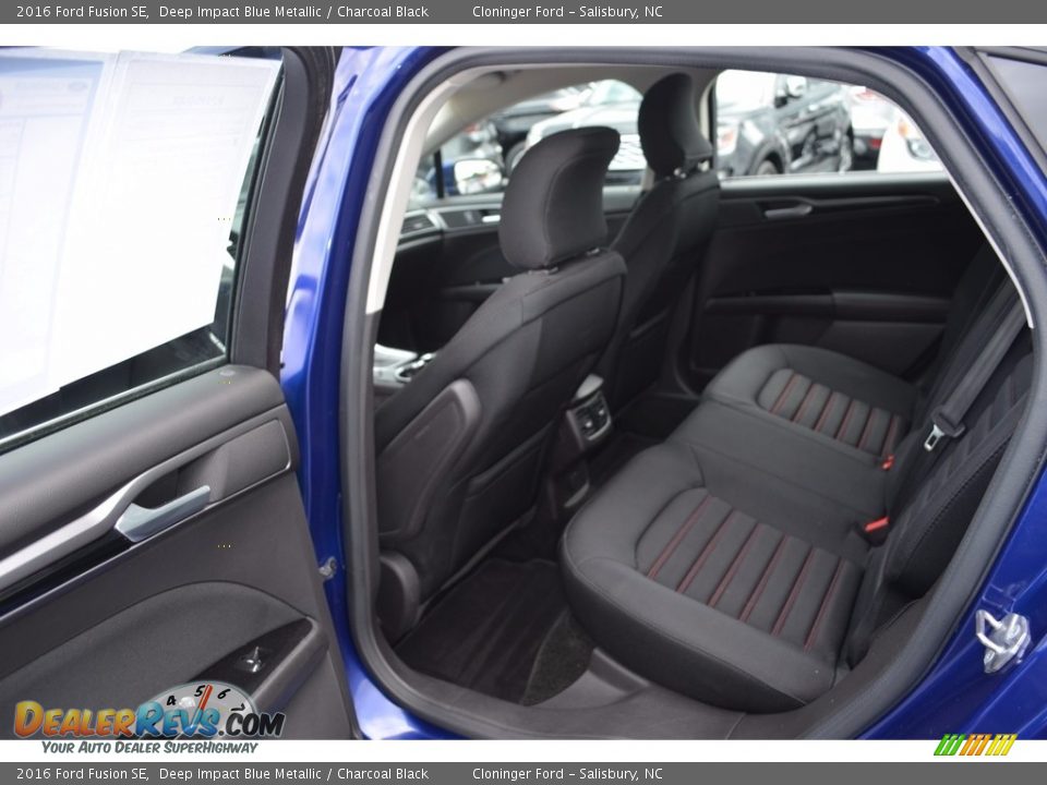 2016 Ford Fusion SE Deep Impact Blue Metallic / Charcoal Black Photo #11
