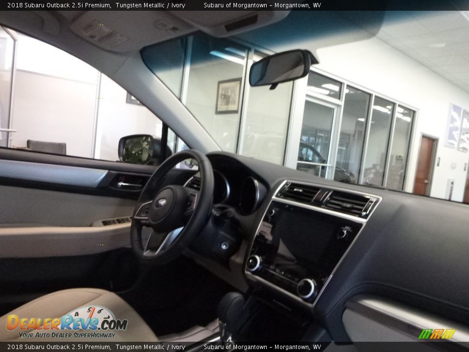 2018 Subaru Outback 2.5i Premium Tungsten Metallic / Ivory Photo #5