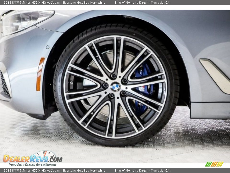 2018 BMW 5 Series M550i xDrive Sedan Bluestone Metallic / Ivory White Photo #9