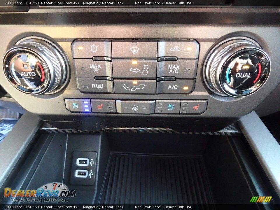 Controls of 2018 Ford F150 SVT Raptor SuperCrew 4x4 Photo #17