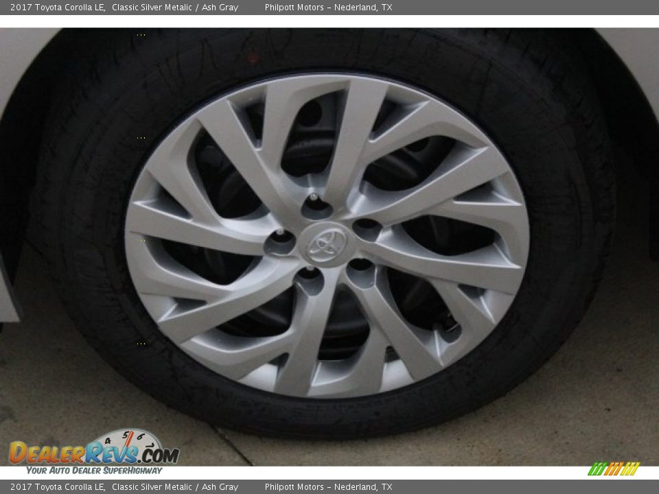 2017 Toyota Corolla LE Classic Silver Metalic / Ash Gray Photo #5