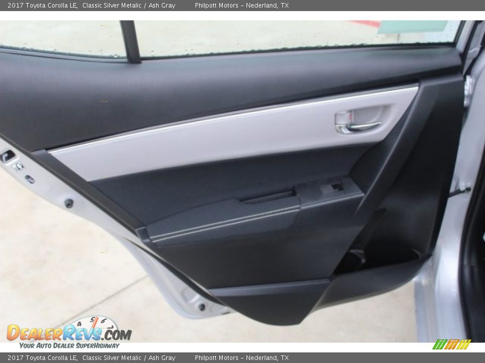 2017 Toyota Corolla LE Classic Silver Metalic / Ash Gray Photo #17