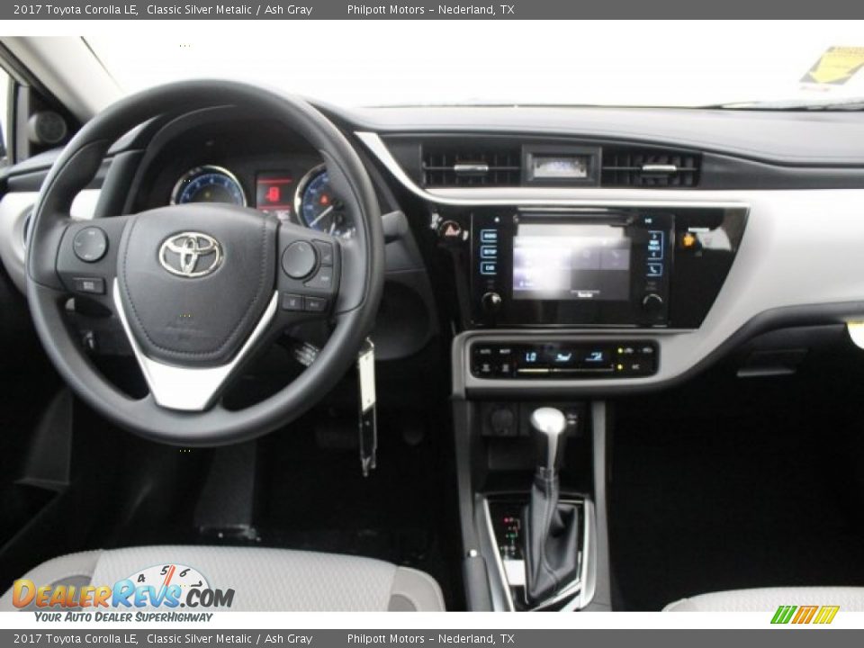 2017 Toyota Corolla LE Classic Silver Metalic / Ash Gray Photo #19
