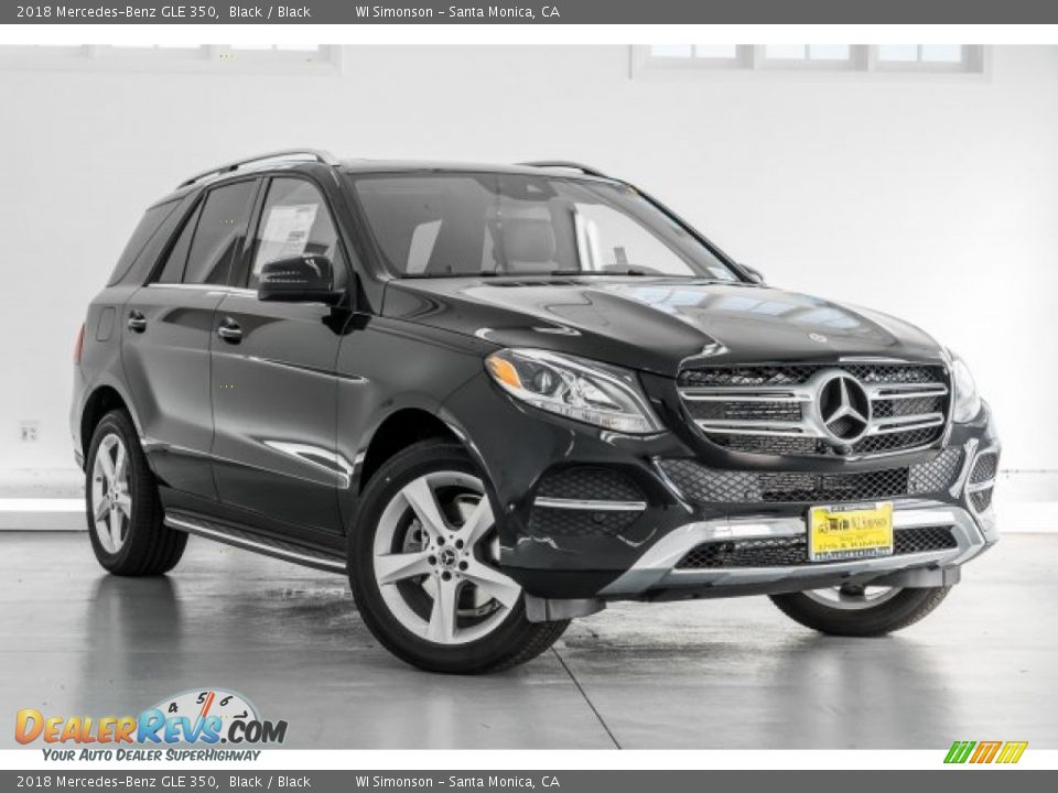 Front 3/4 View of 2018 Mercedes-Benz GLE 350 Photo #12