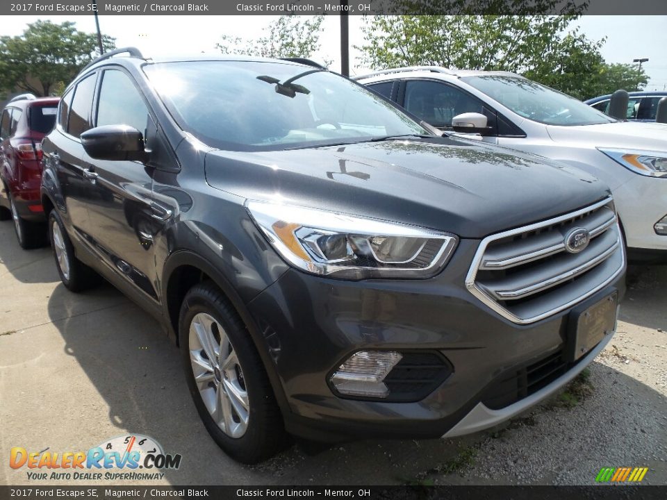 2017 Ford Escape SE Magnetic / Charcoal Black Photo #1