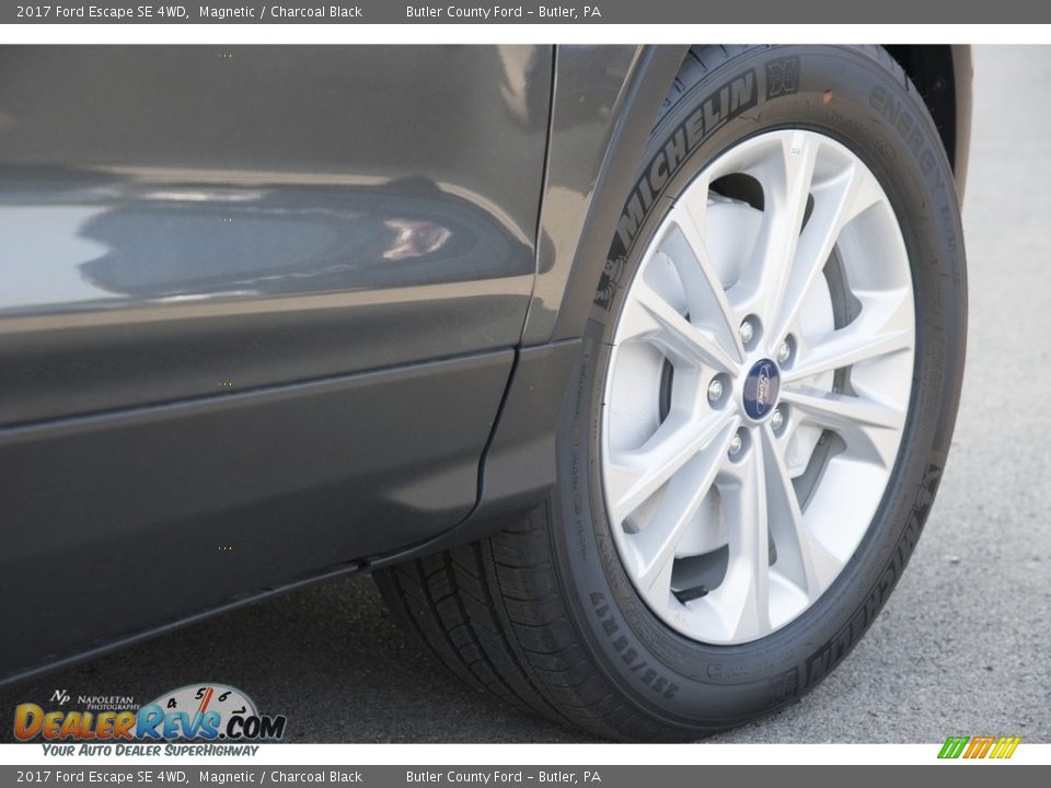 2017 Ford Escape SE 4WD Magnetic / Charcoal Black Photo #3