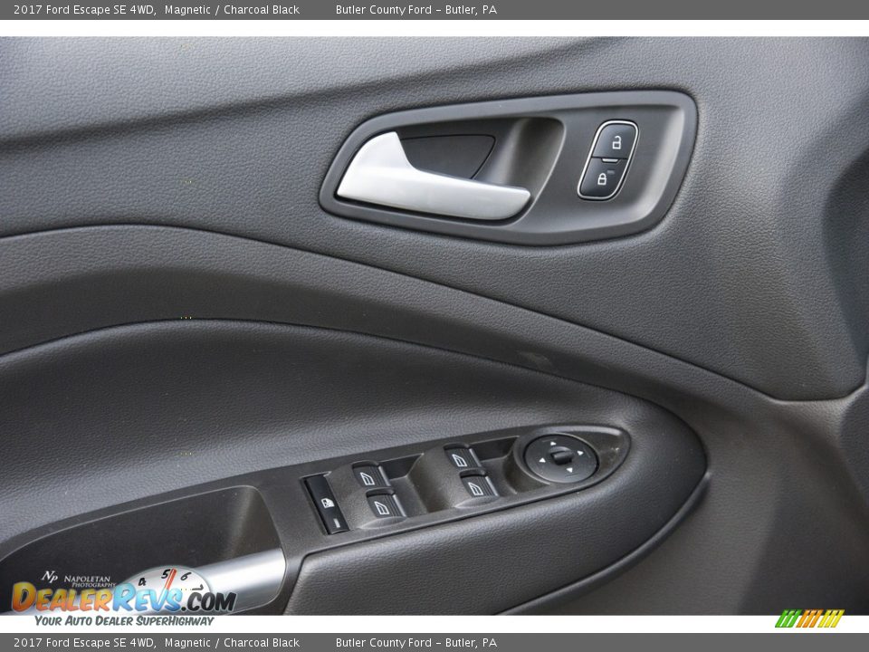 2017 Ford Escape SE 4WD Magnetic / Charcoal Black Photo #5