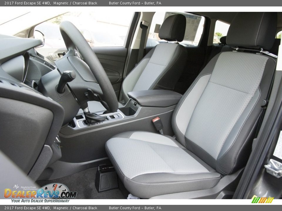 2017 Ford Escape SE 4WD Magnetic / Charcoal Black Photo #7