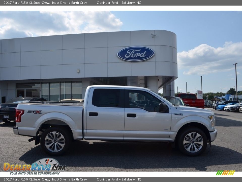2017 Ford F150 XL SuperCrew Ingot Silver / Earth Gray Photo #2