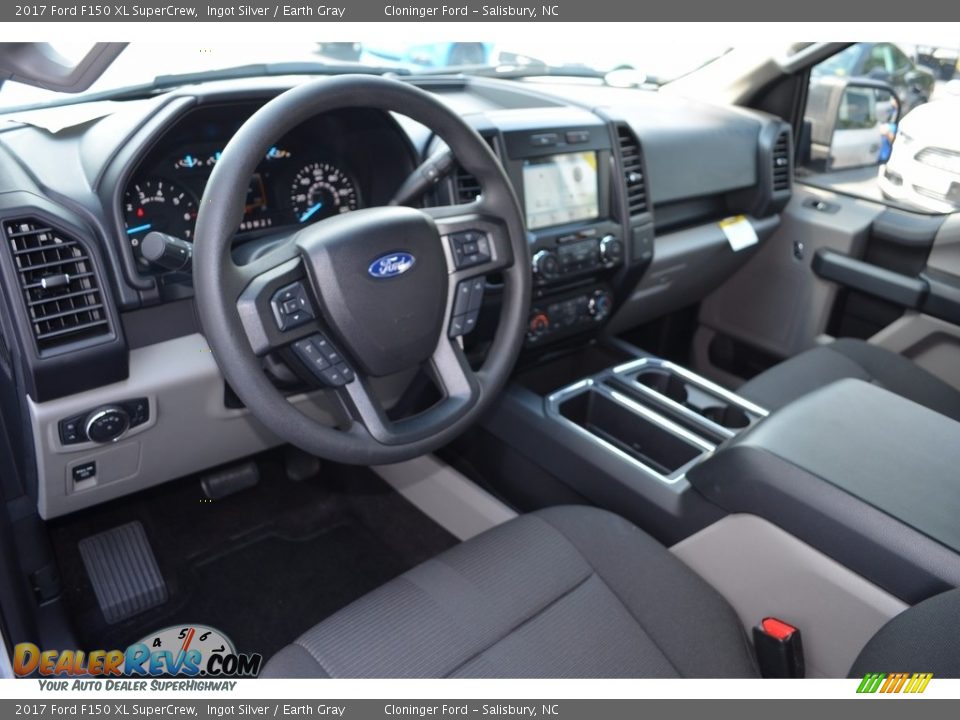 2017 Ford F150 XL SuperCrew Ingot Silver / Earth Gray Photo #9
