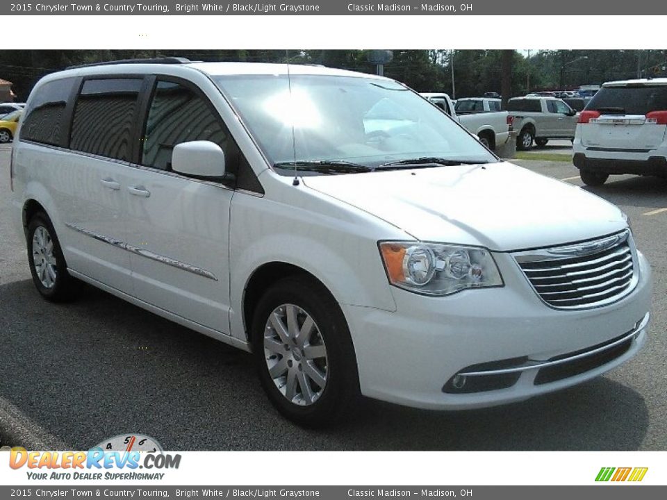 2015 Chrysler Town & Country Touring Bright White / Black/Light Graystone Photo #3