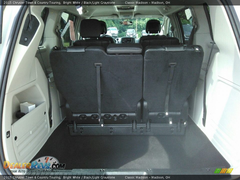 2015 Chrysler Town & Country Touring Bright White / Black/Light Graystone Photo #20