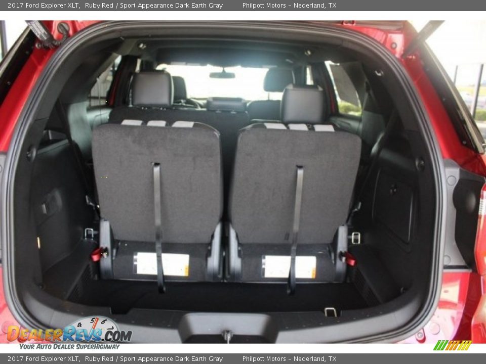 2017 Ford Explorer XLT Ruby Red / Sport Appearance Dark Earth Gray Photo #28