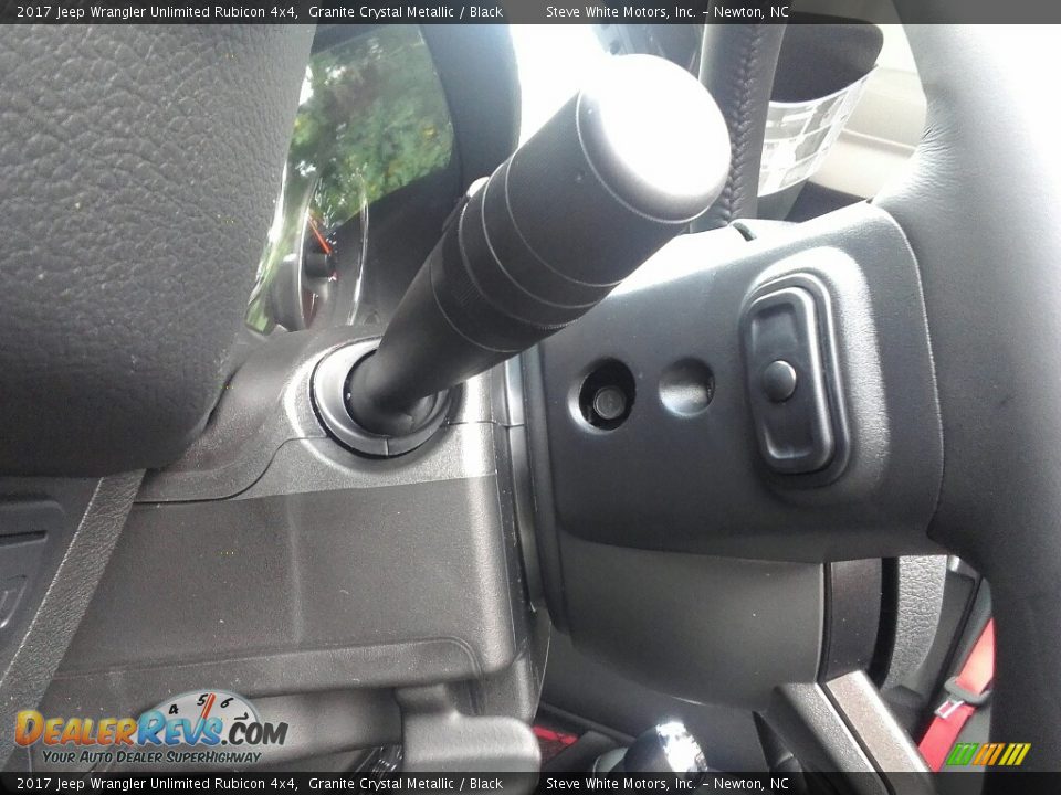 2017 Jeep Wrangler Unlimited Rubicon 4x4 Granite Crystal Metallic / Black Photo #15
