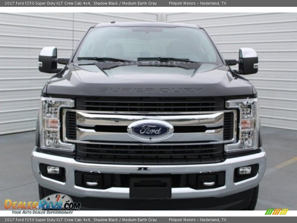 2017 Ford F250 Super Duty XLT Crew Cab 4x4 Shadow Black / Medium Earth Gray Photo #2