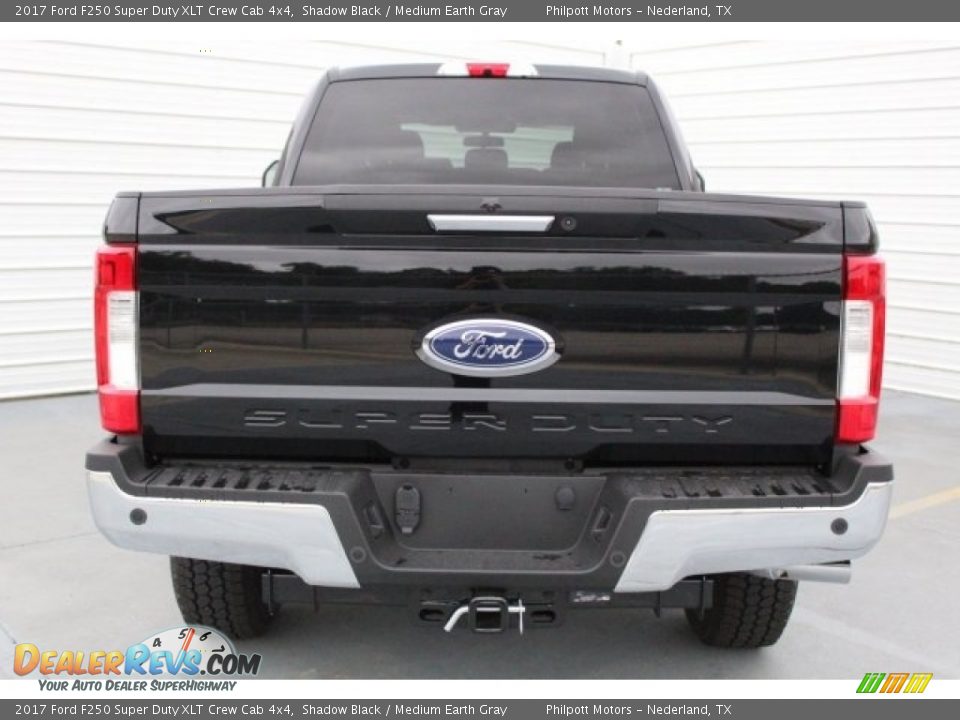 2017 Ford F250 Super Duty XLT Crew Cab 4x4 Shadow Black / Medium Earth Gray Photo #6