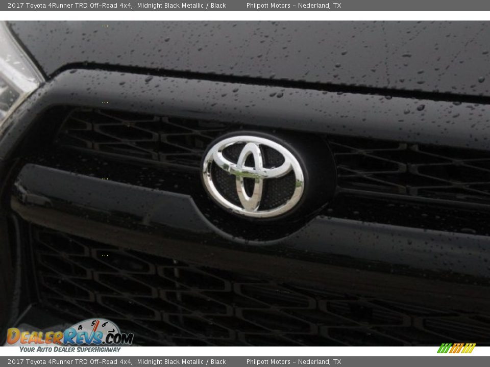 2017 Toyota 4Runner TRD Off-Road 4x4 Midnight Black Metallic / Black Photo #4