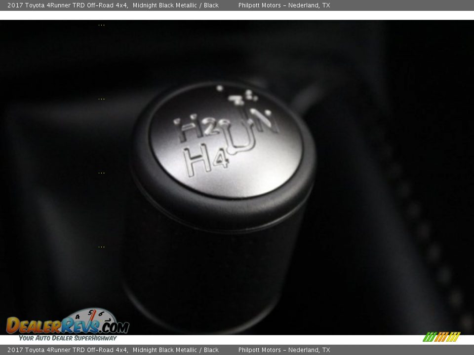 2017 Toyota 4Runner TRD Off-Road 4x4 Midnight Black Metallic / Black Photo #18