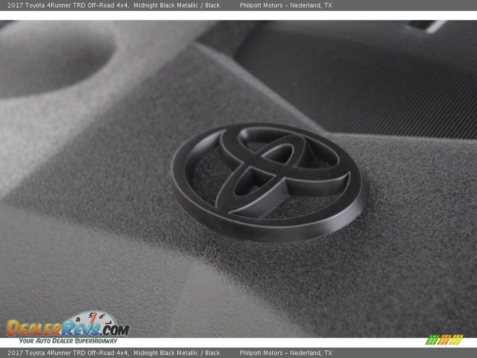 2017 Toyota 4Runner TRD Off-Road 4x4 Midnight Black Metallic / Black Photo #29