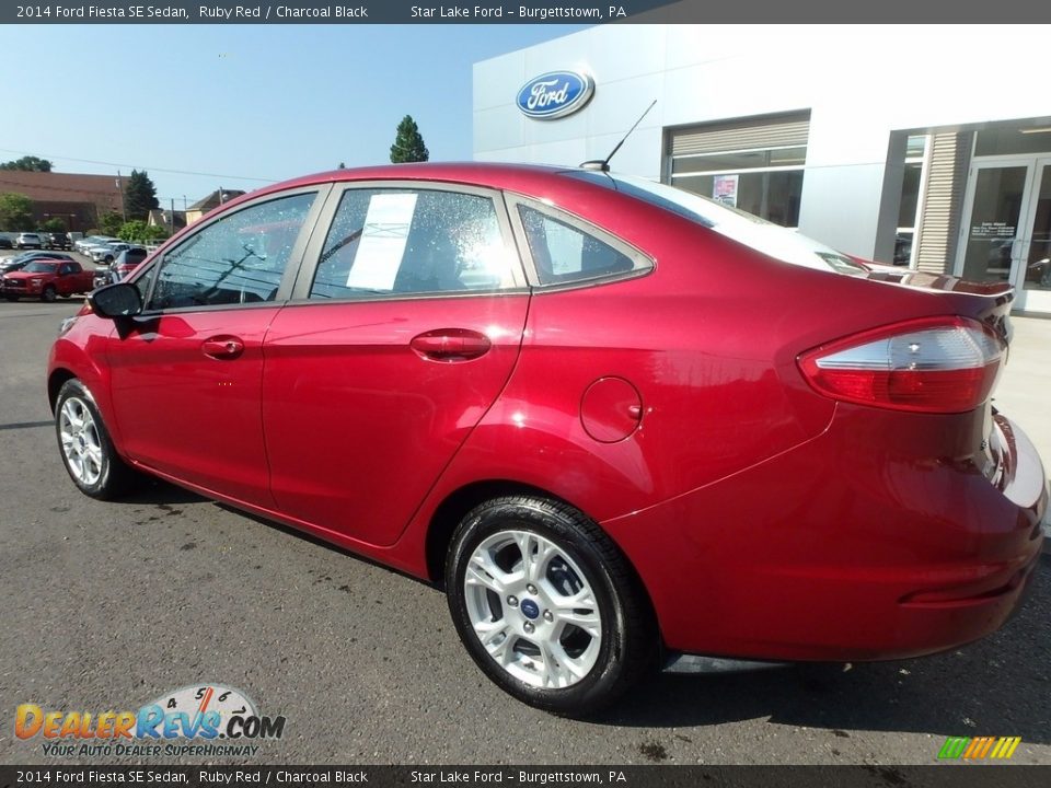 2014 Ford Fiesta SE Sedan Ruby Red / Charcoal Black Photo #7