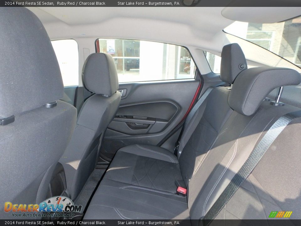 2014 Ford Fiesta SE Sedan Ruby Red / Charcoal Black Photo #10