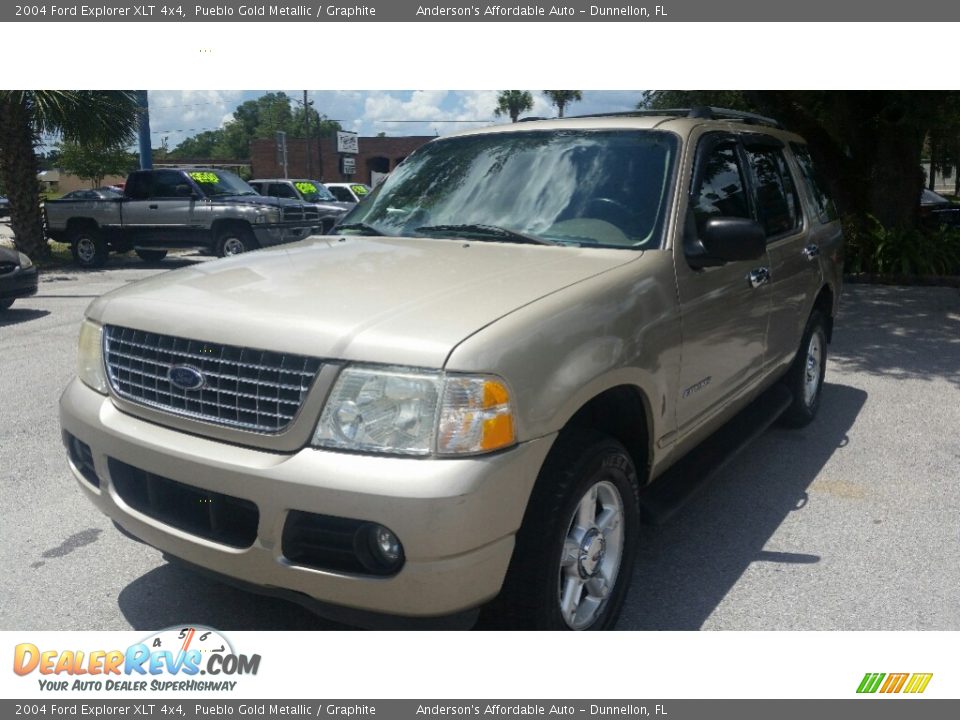 2004 Ford Explorer XLT 4x4 Pueblo Gold Metallic / Graphite Photo #7