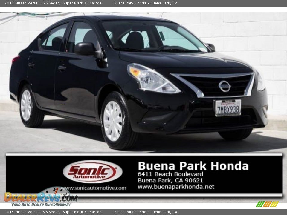 2015 Nissan Versa 1.6 S Sedan Super Black / Charcoal Photo #1