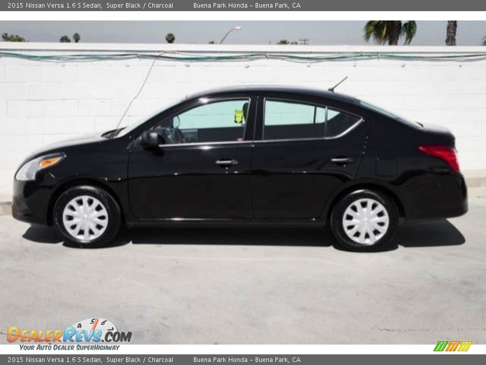 2015 Nissan Versa 1.6 S Sedan Super Black / Charcoal Photo #10