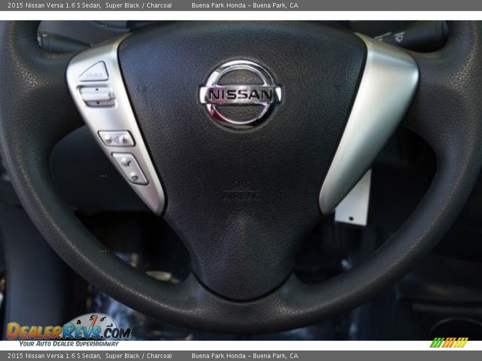 2015 Nissan Versa 1.6 S Sedan Super Black / Charcoal Photo #11