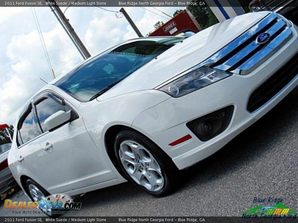 2011 Ford Fusion SE White Suede / Medium Light Stone Photo #29