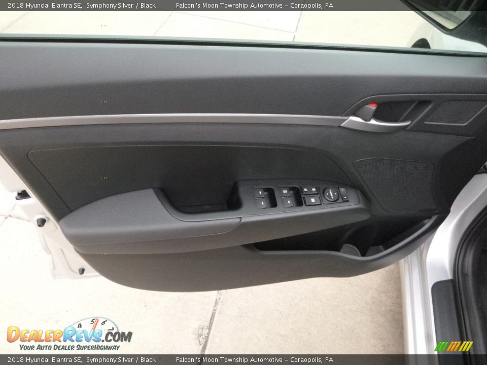 2018 Hyundai Elantra SE Symphony Silver / Black Photo #11