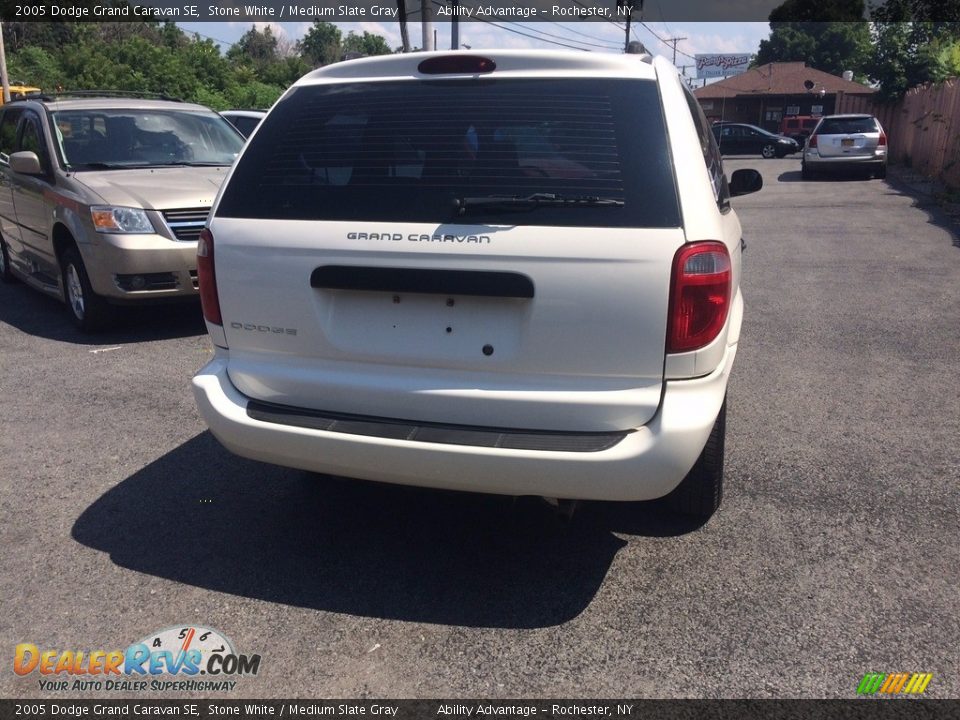 2005 Dodge Grand Caravan SE Stone White / Medium Slate Gray Photo #5