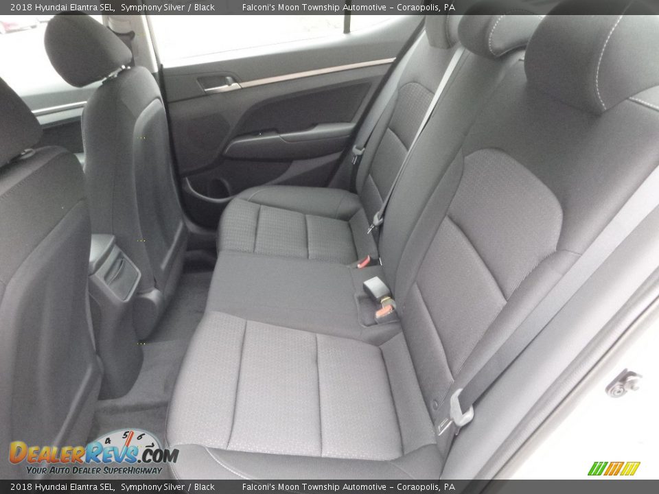 2018 Hyundai Elantra SEL Symphony Silver / Black Photo #8