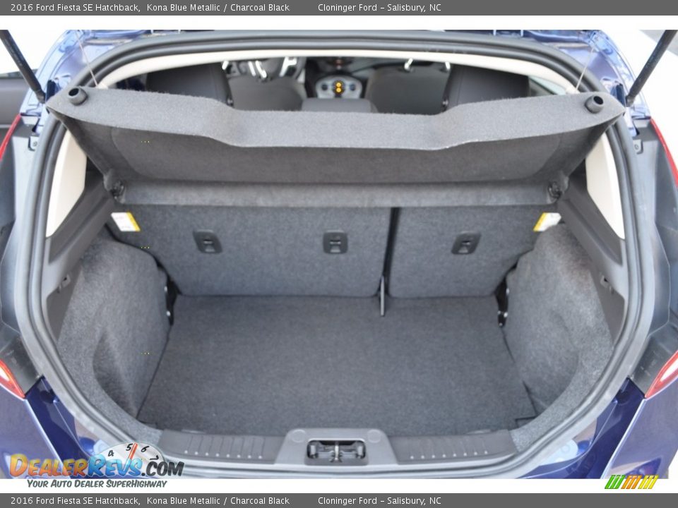 2016 Ford Fiesta SE Hatchback Kona Blue Metallic / Charcoal Black Photo #12
