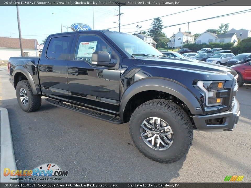 Front 3/4 View of 2018 Ford F150 SVT Raptor SuperCrew 4x4 Photo #3