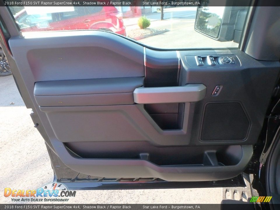 Door Panel of 2018 Ford F150 SVT Raptor SuperCrew 4x4 Photo #12