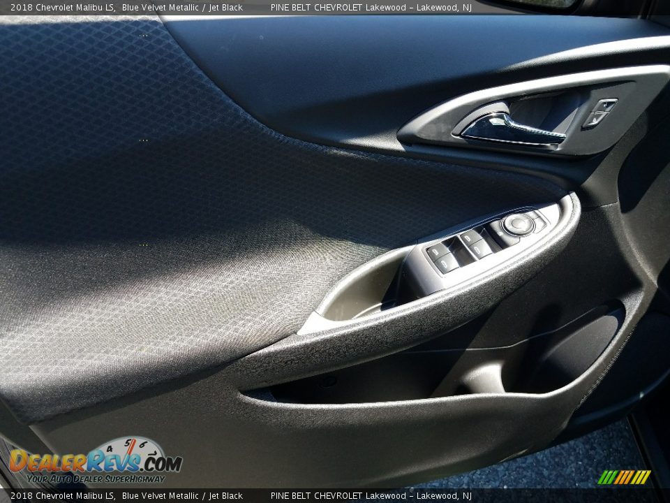 2018 Chevrolet Malibu LS Blue Velvet Metallic / Jet Black Photo #8