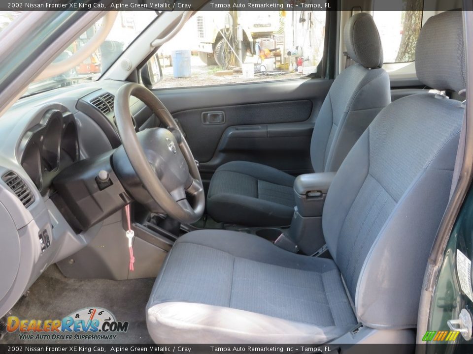2002 Nissan Frontier XE King Cab Alpine Green Metallic / Gray Photo #12