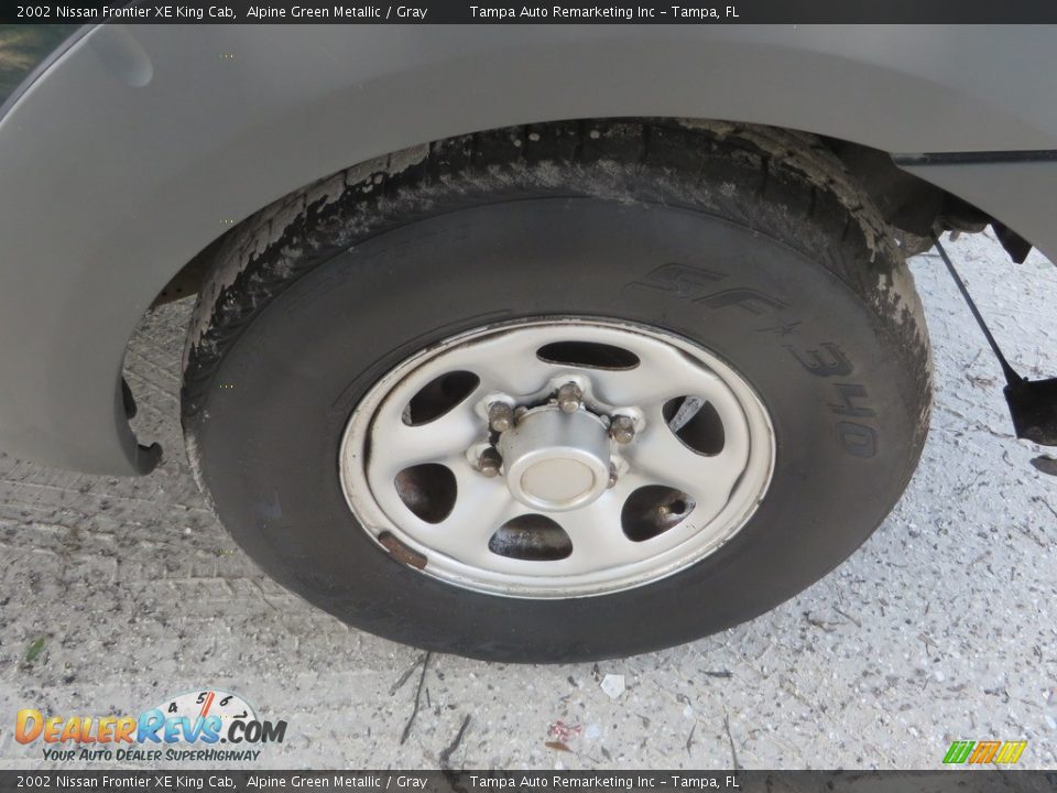 2002 Nissan Frontier XE King Cab Alpine Green Metallic / Gray Photo #30