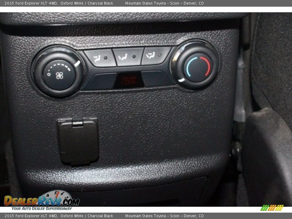 2015 Ford Explorer XLT 4WD Oxford White / Charcoal Black Photo #33