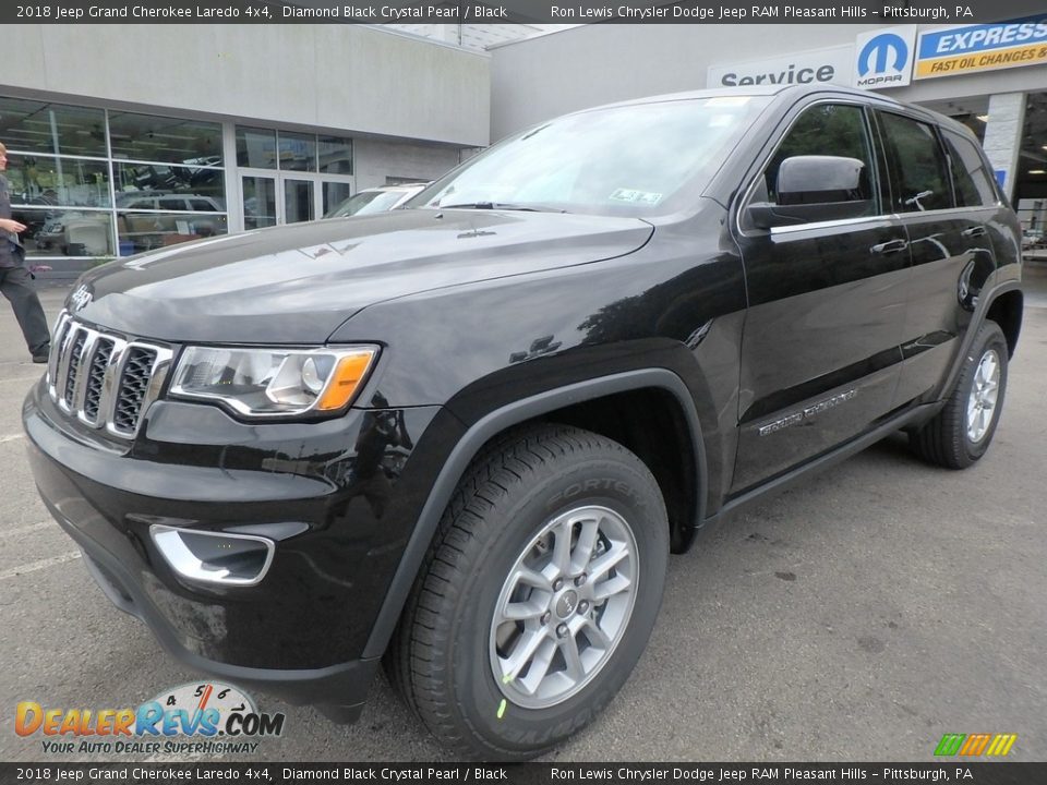2018 Jeep Grand Cherokee Laredo 4x4 Diamond Black Crystal Pearl / Black Photo #7