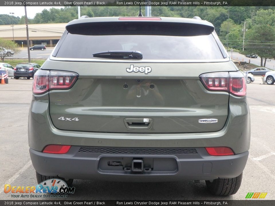 2018 Jeep Compass Latitude 4x4 Olive Green Pearl / Black Photo #4