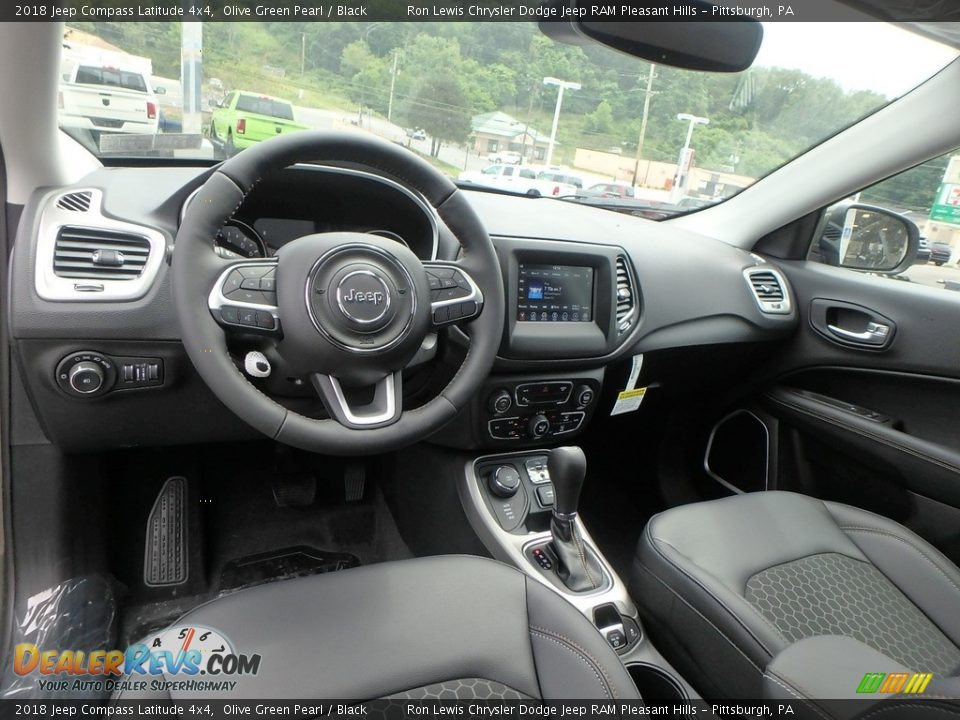 2018 Jeep Compass Latitude 4x4 Olive Green Pearl / Black Photo #11